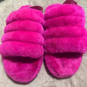 Women's Pink Fuzzy Slippers
